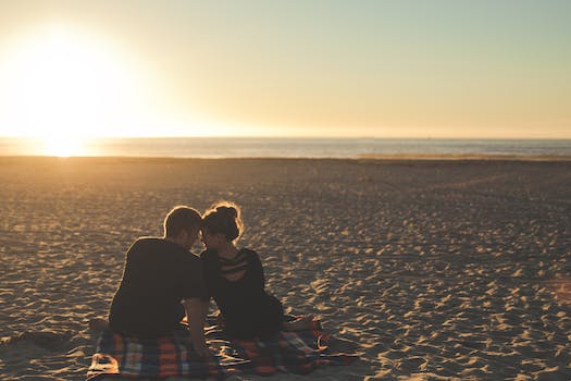 Omegle chat and online dating: A match made in heaven?