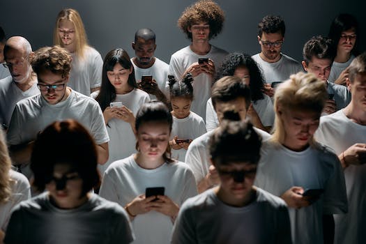 Understanding the demographic of Omegle chat users